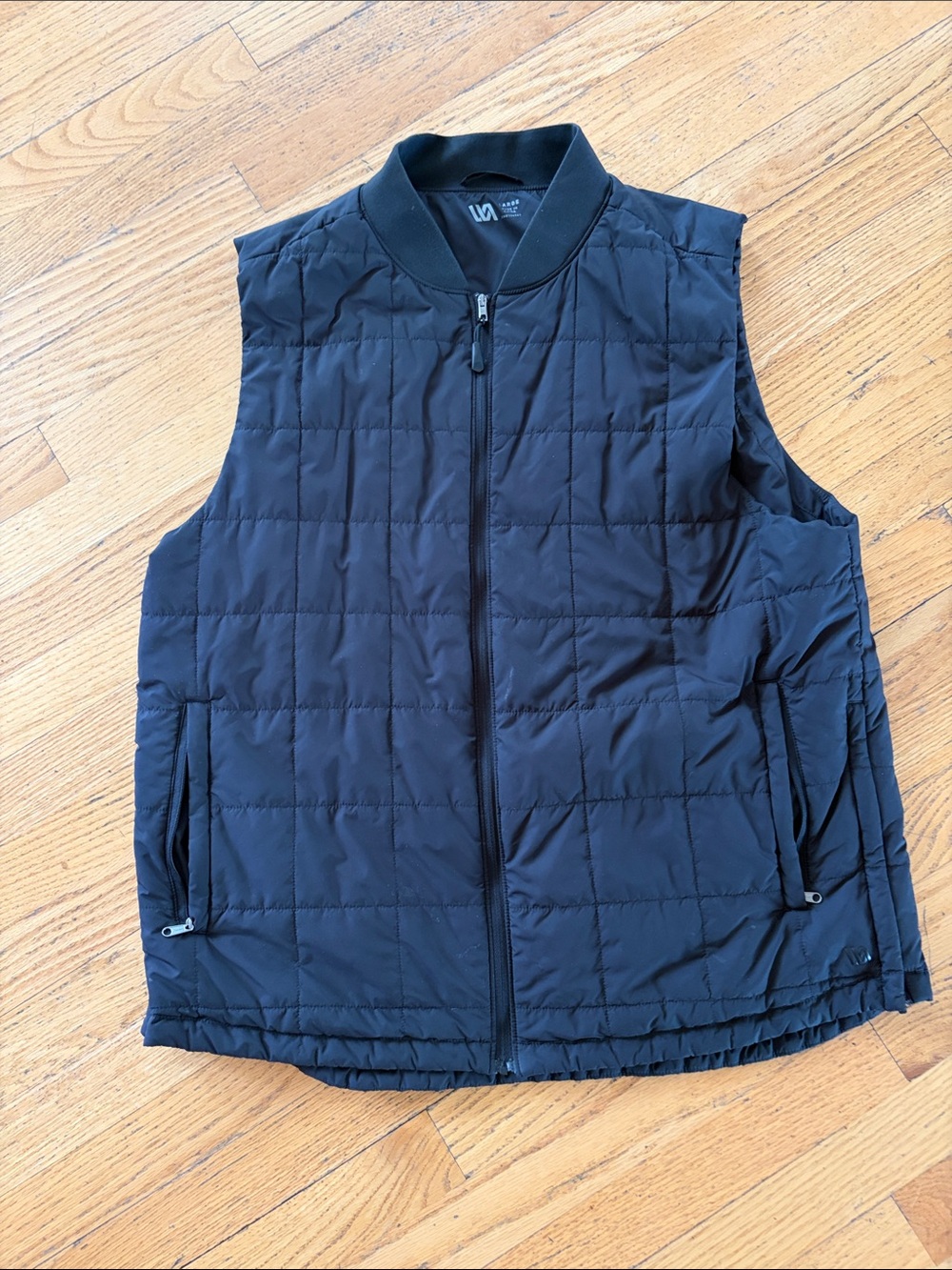 DSG (Dicks Sporting Goods) Men's Black Quilted Zip-Up Vest